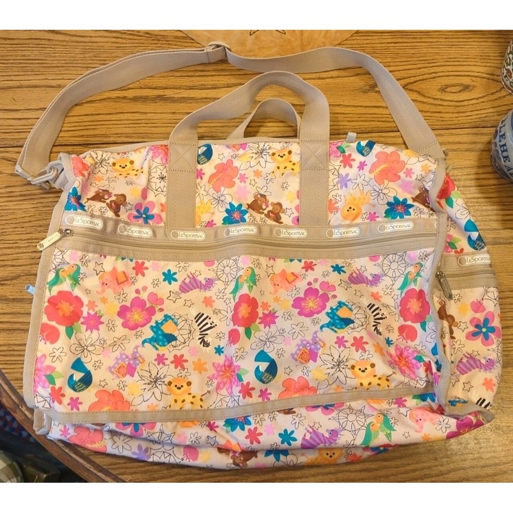 Lesportsac Large Weekender Bag It's A Small World Tropical Zoo‎ Print